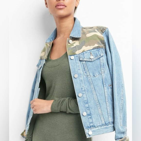 GAP 1969 Light Blue Camo Print Denim Jacket Women Size XXL - Picture 1 of 6